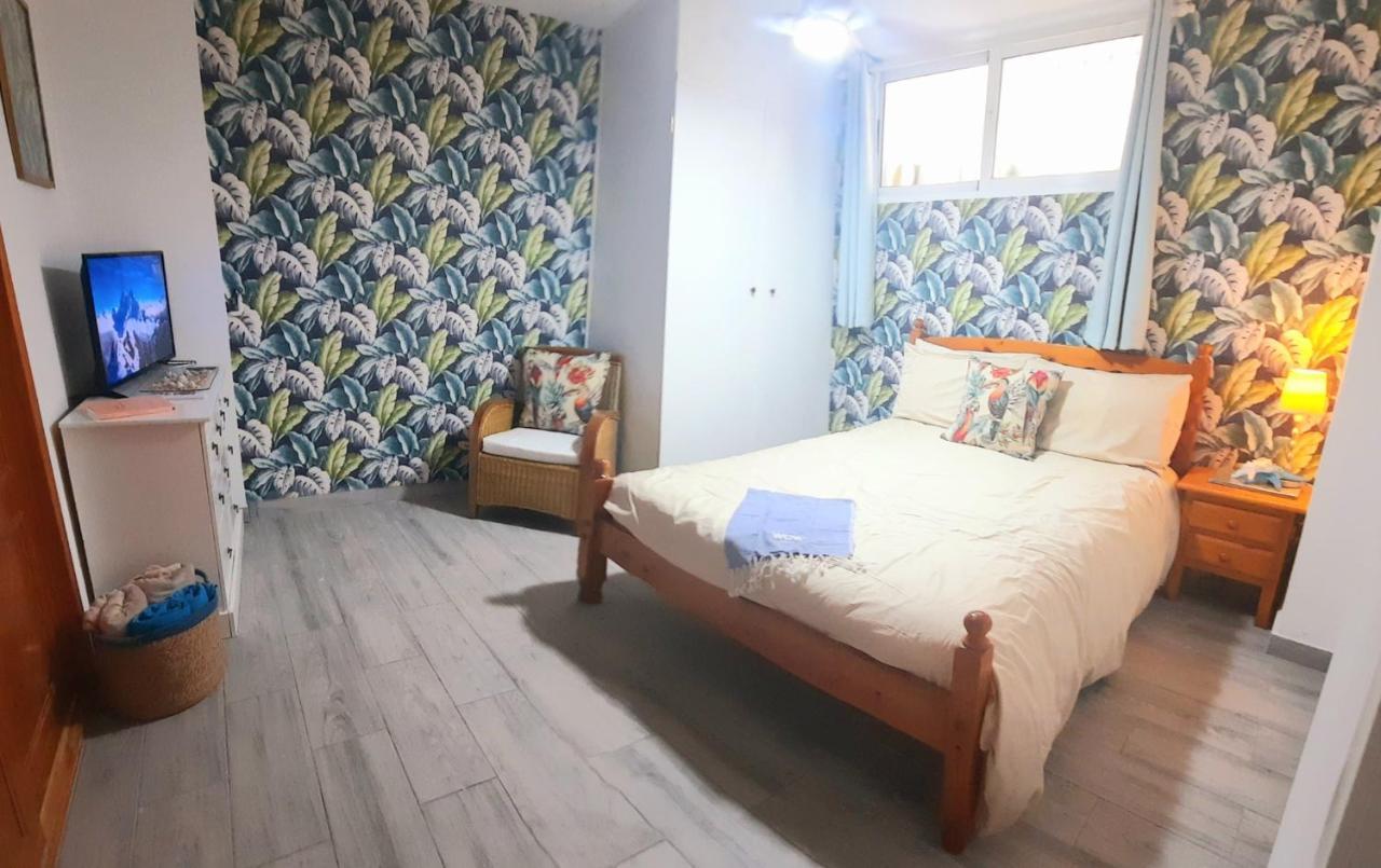 Fabulous Detached Large Villa 5 Bedrooms 3 Bathrooms Backing Onto Villamartin Golf Course Kültér fotó