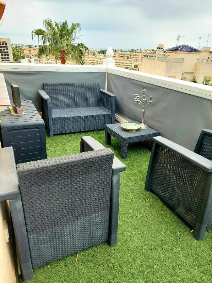Fabulous Detached Large Villa 5 Bedrooms 3 Bathrooms Backing Onto Villamartin Golf Course Kültér fotó