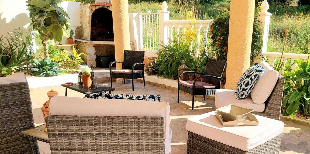 Fabulous Detached Large Villa 5 Bedrooms 3 Bathrooms Backing Onto Villamartin Golf Course Kültér fotó
