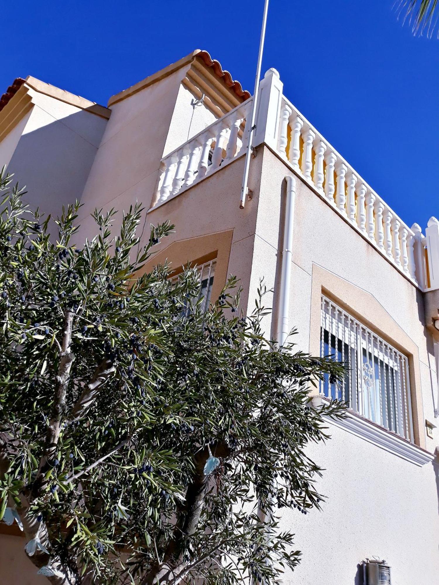 Fabulous Detached Large Villa 5 Bedrooms 3 Bathrooms Backing Onto Villamartin Golf Course Kültér fotó